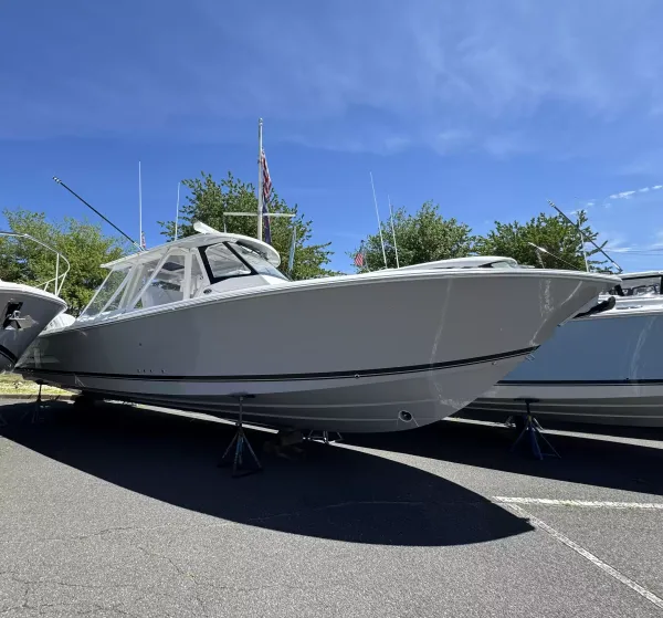 2027 Pursuit S 358