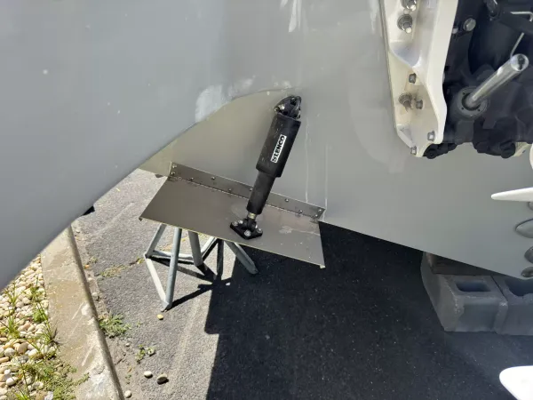 2027 Pursuit S 358 detail image 5