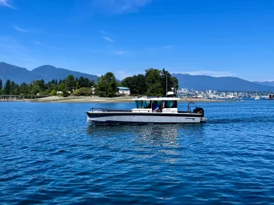 Pre-Owned 2019 Axopar 28 Cabin for Sale | Vancouver, BC | M&P Yacht Centre | 6a5a90c4d41ce902f706f68a