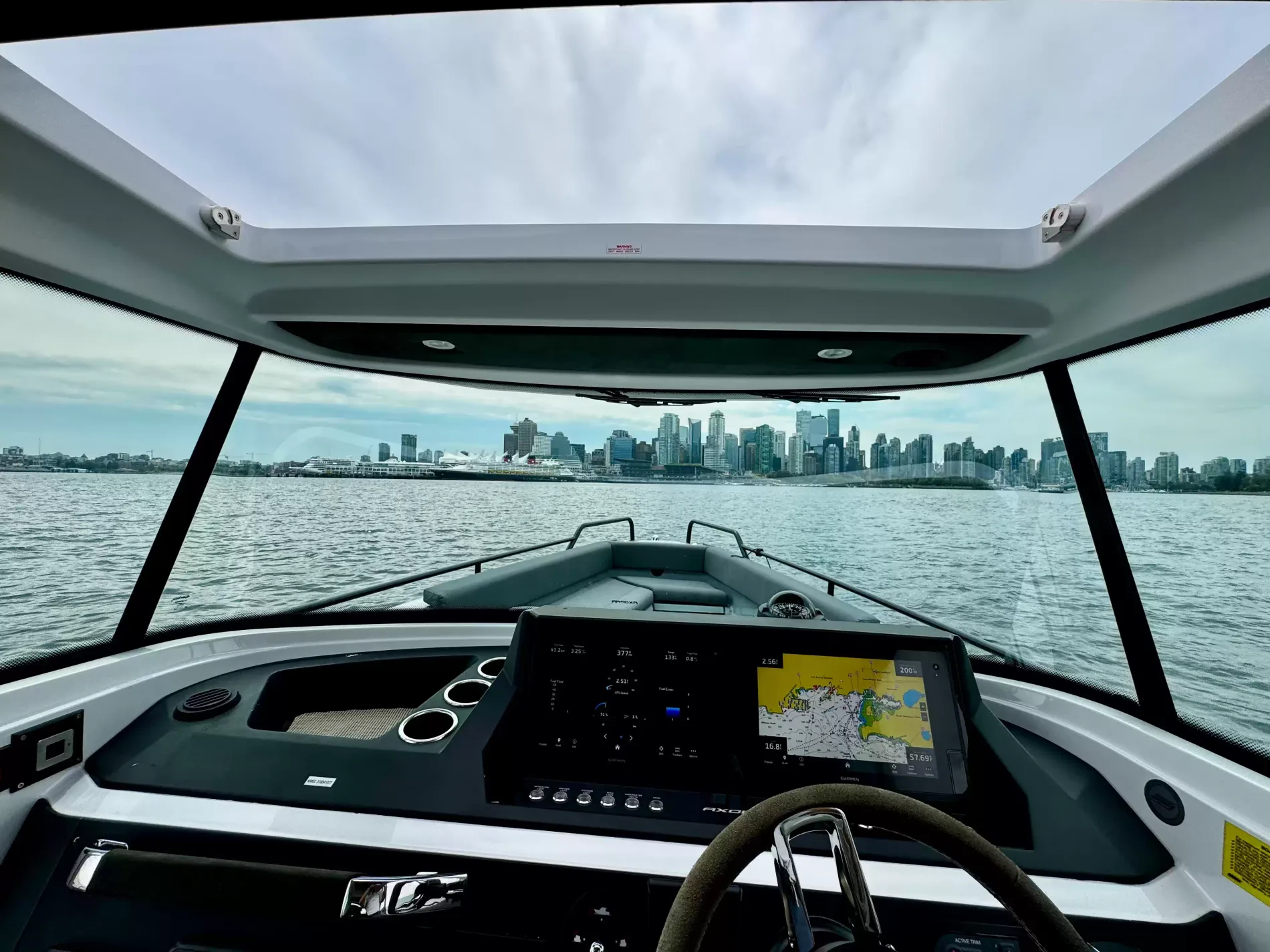 Pre-Owned 2019 Axopar 28 Cabin for Sale | Vancouver, BC | M&P Yacht Centre | 6a5a90c4d41ce902f706f68a