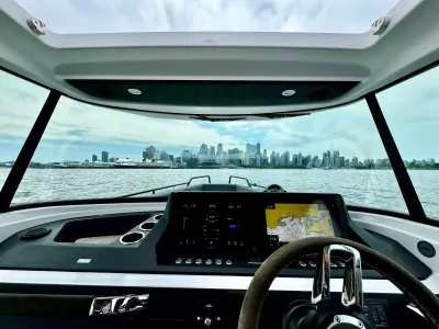 Pre-Owned 2019 Axopar 28 Cabin for Sale | Vancouver, BC | M&P Yacht Centre | 6a5a90c4d41ce902f706f68a