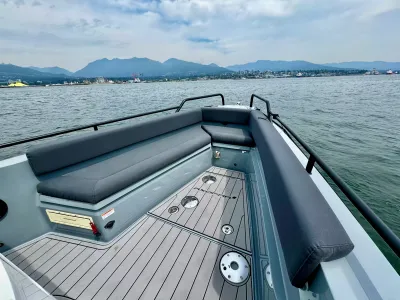 Pre-Owned 2019 Axopar 28 Cabin for Sale | Vancouver, BC | M&P Yacht Centre | 6a5a90c4d41ce902f706f68a
