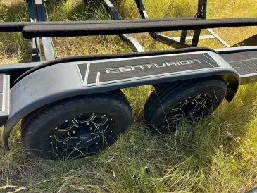 2022 Boatmate Ri230-2
