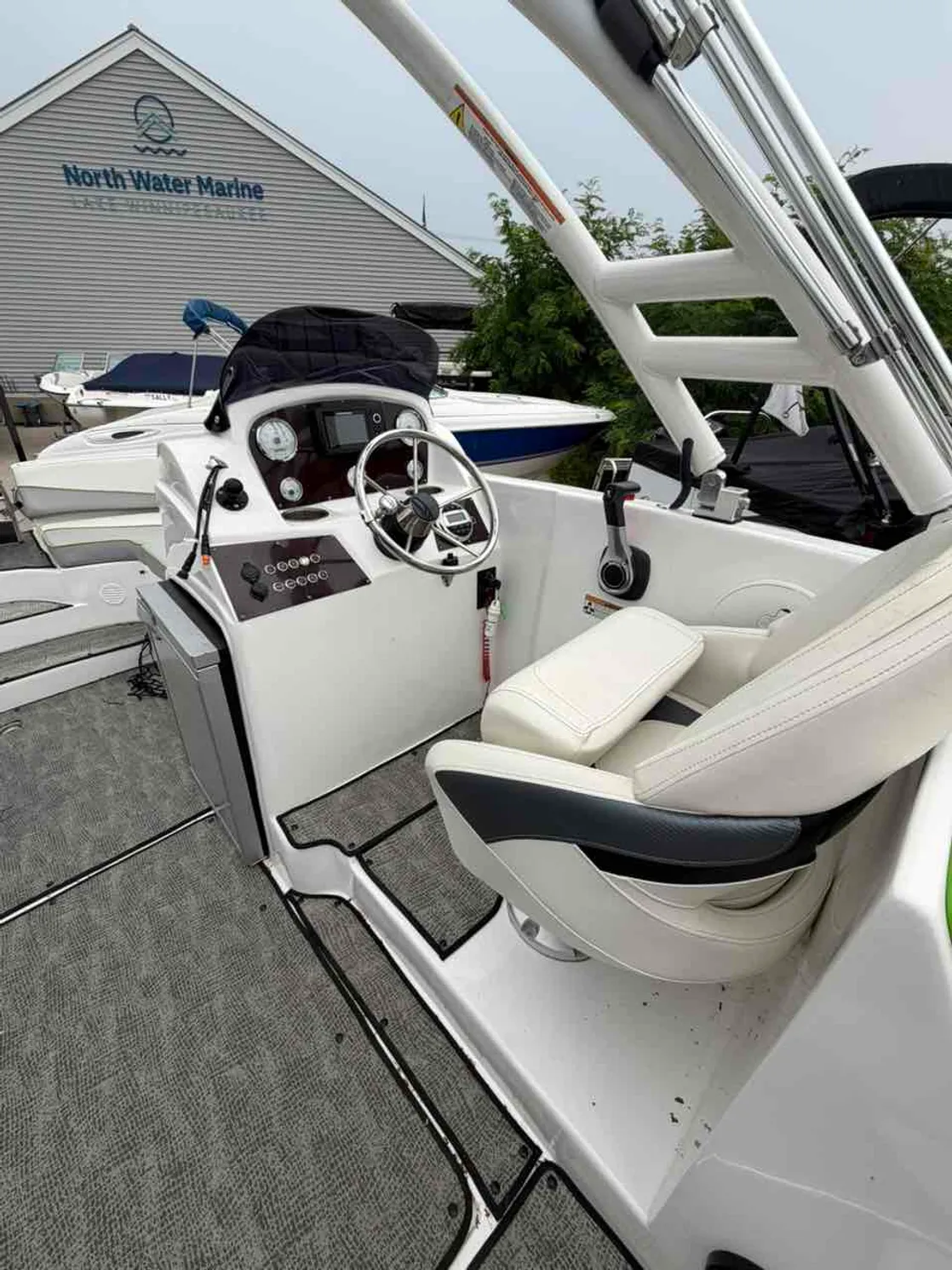 dummy-boat-img