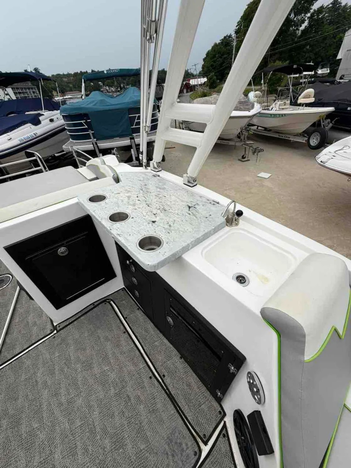 dummy-boat-img