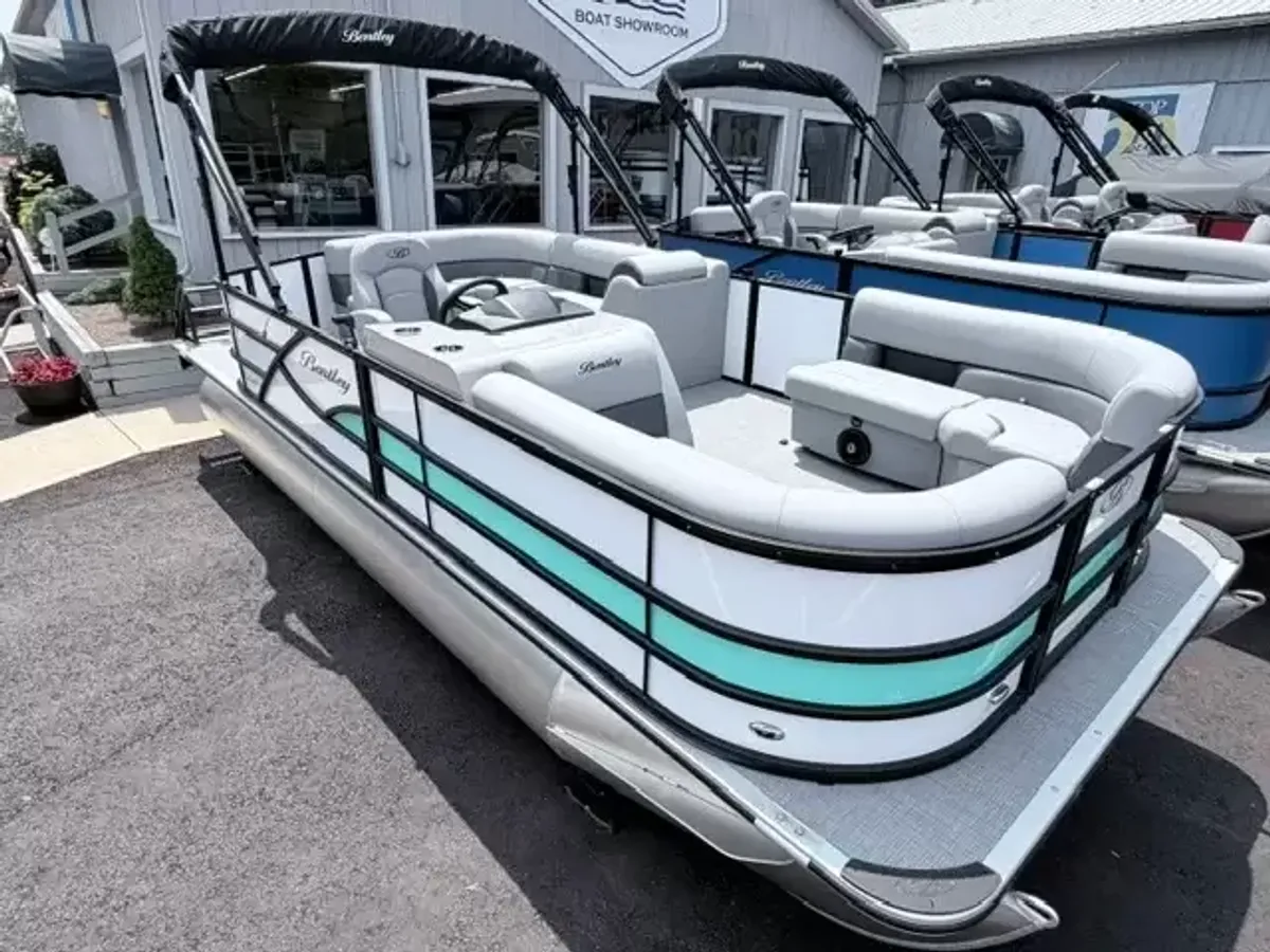 dummy-boat-img