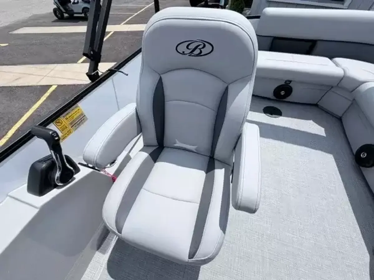 dummy-boat-img