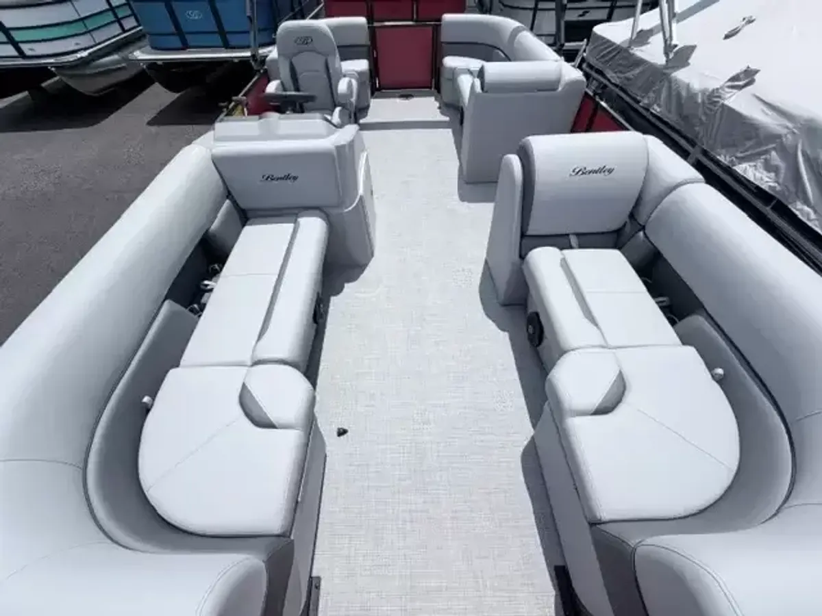 dummy-boat-img