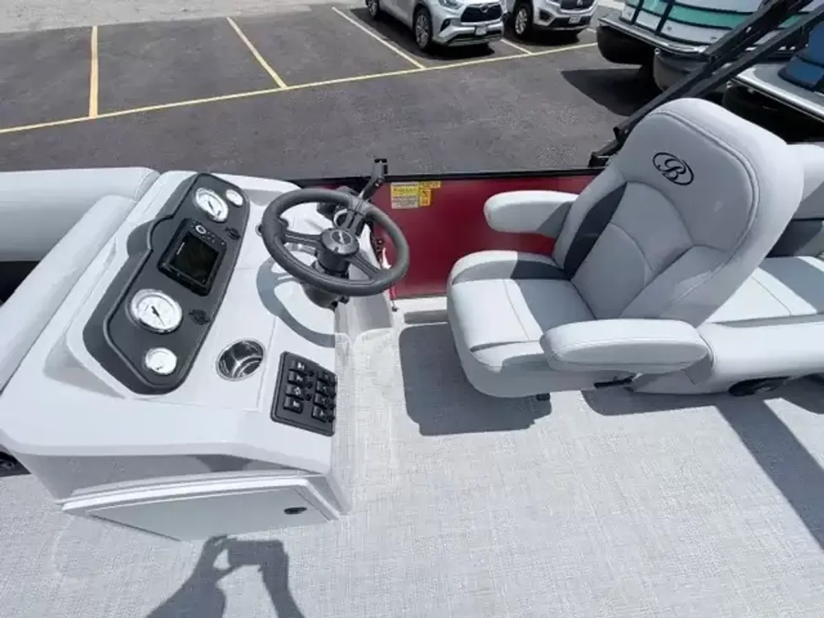 dummy-boat-img