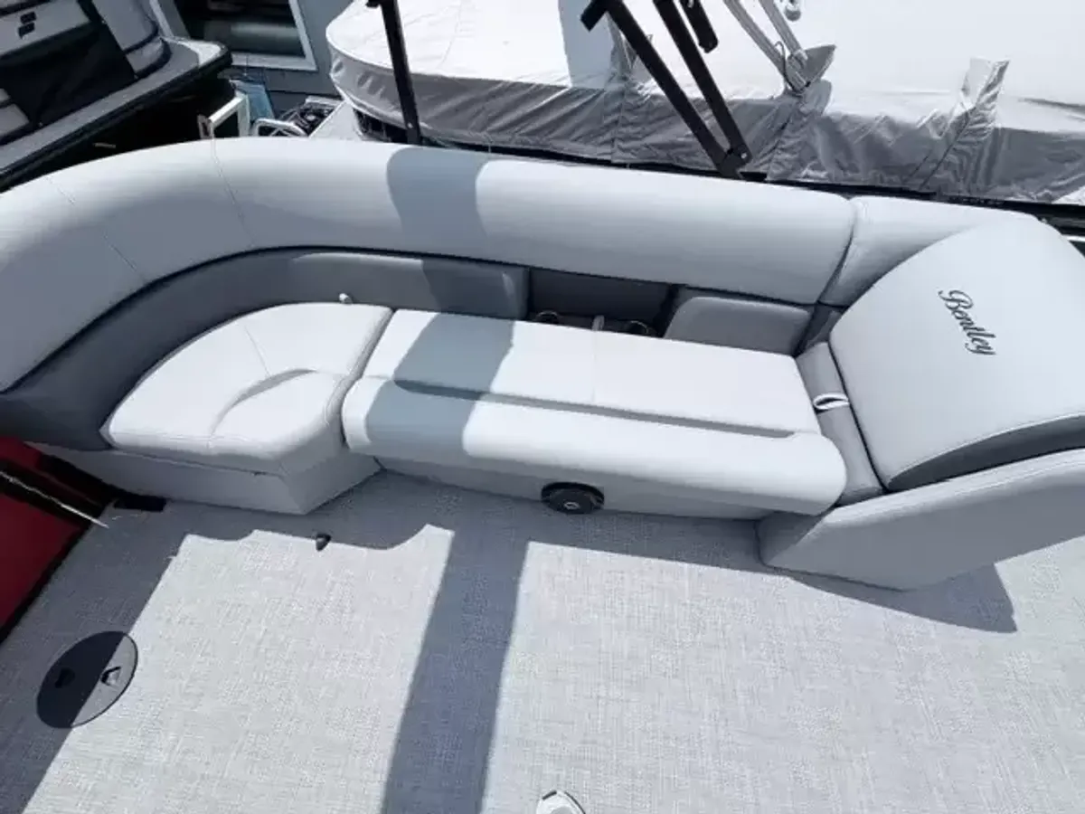 dummy-boat-img