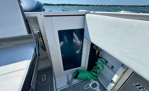 2021 Blackfin 272 DC detail image 13