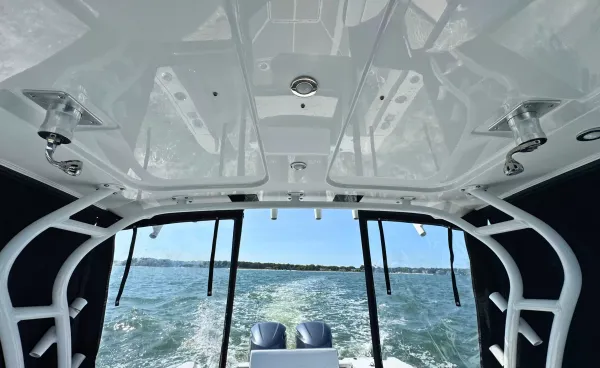 2021 Blackfin 272 DC detail image 31