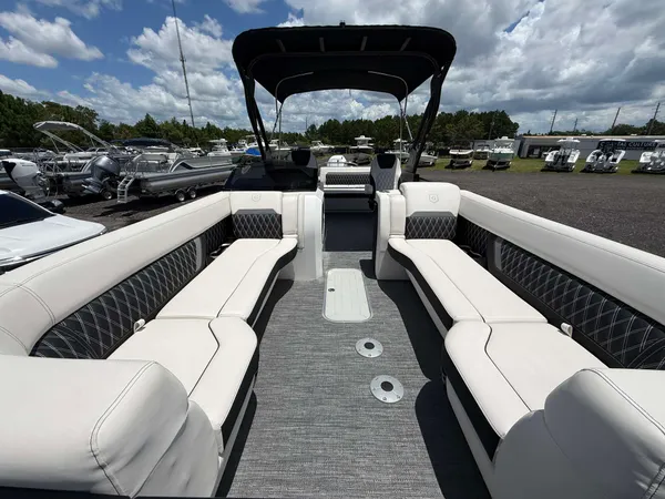 2025 Godfrey 2700SFLC