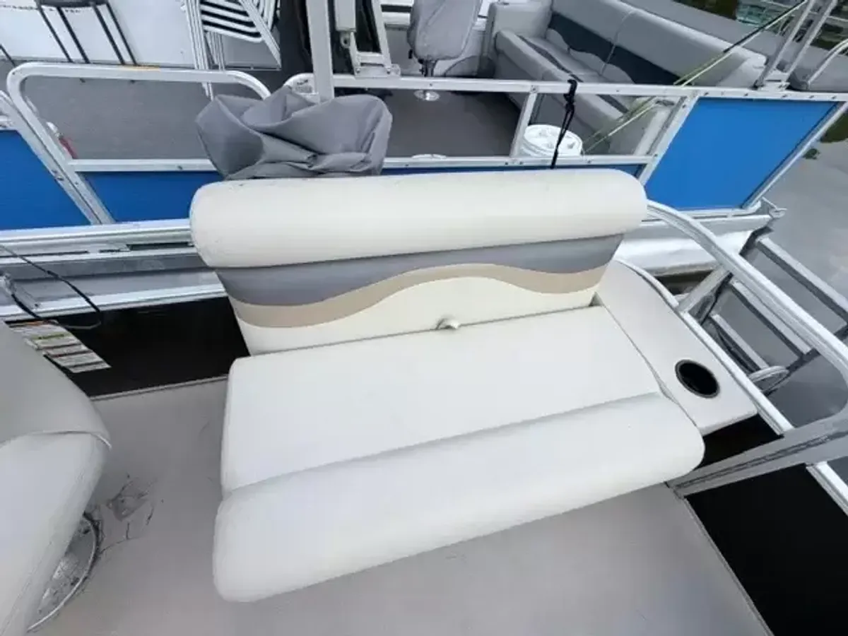 dummy-boat-img