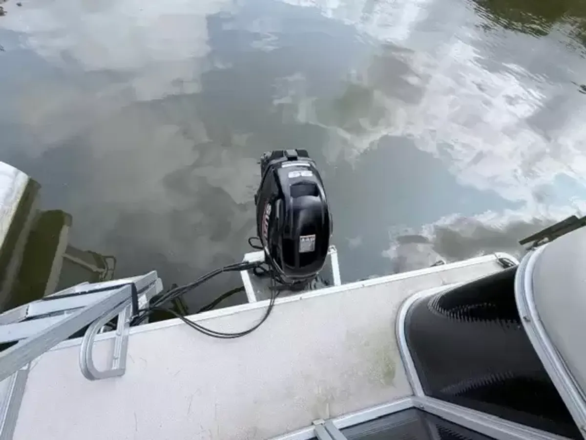 dummy-boat-img