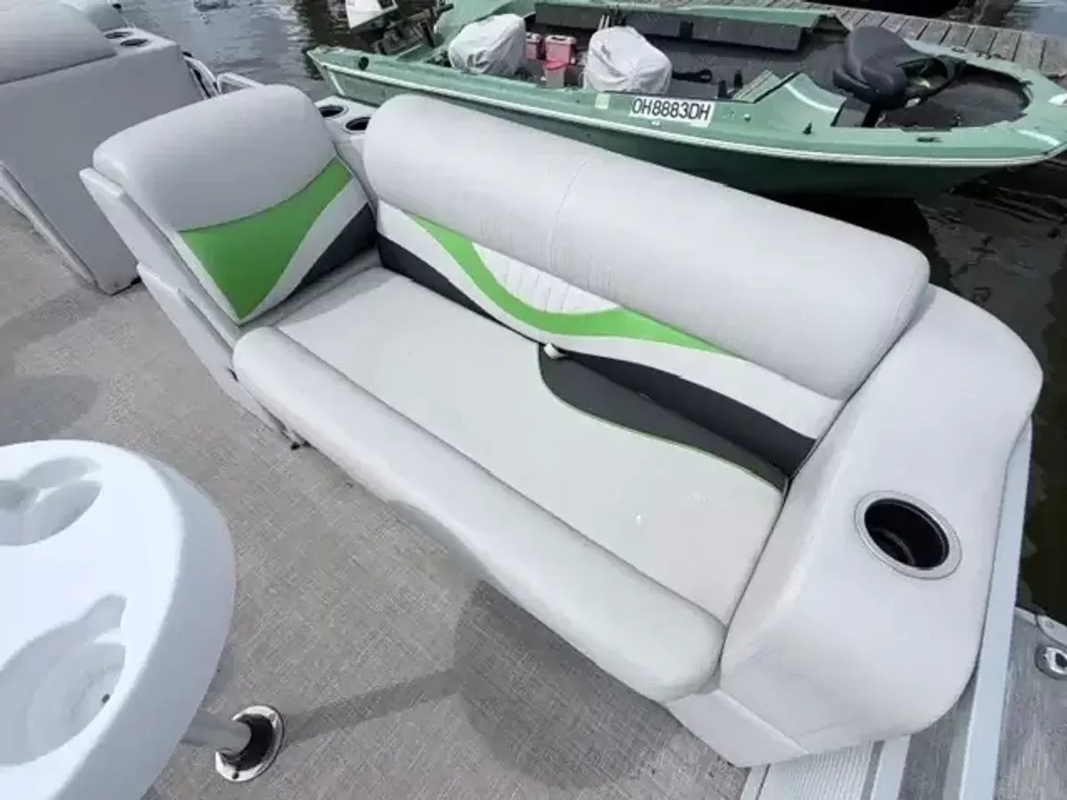dummy-boat-img
