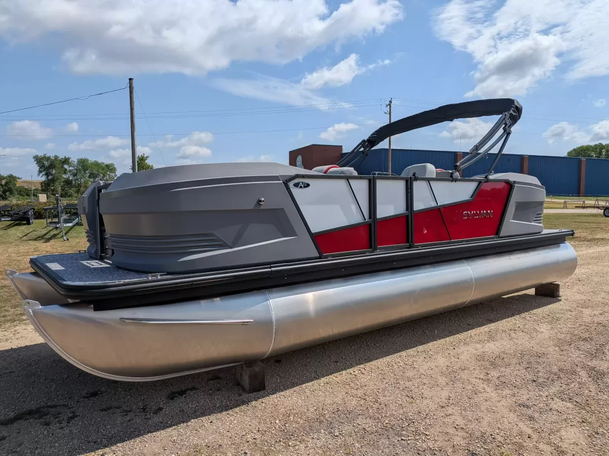 boat-carouselImage-image