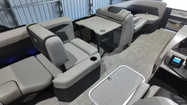 2027 Barletta Cabrio 22U-55