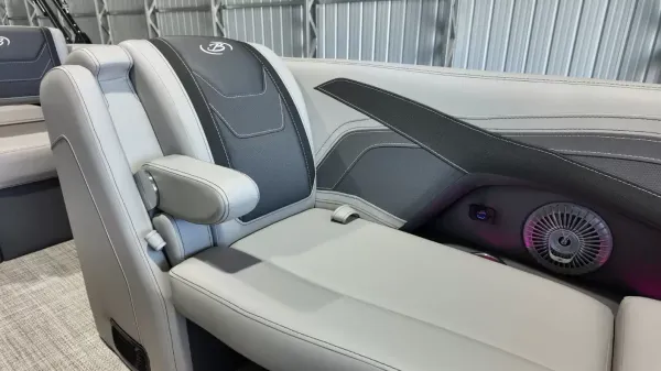 2027 Barletta Cabrio 22U-32