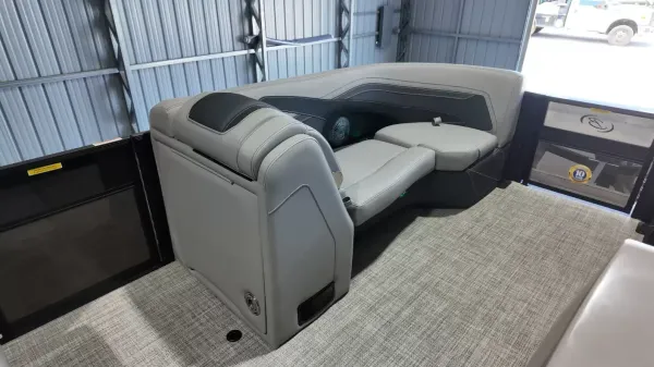 2027 Barletta Cabrio 22U-27