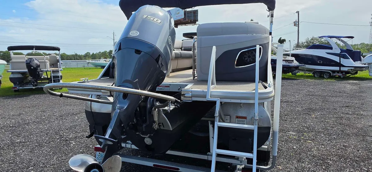 2019 Bennington 23SXP