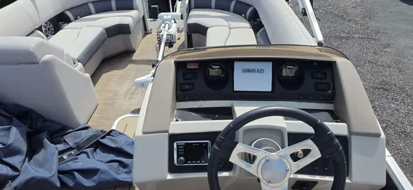 2019 Bennington 23SXP