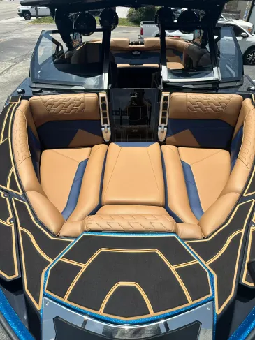 2026 Centurion Ri230 -8