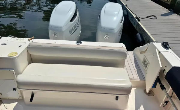 2008 Pursuit OS 285 detail image 5