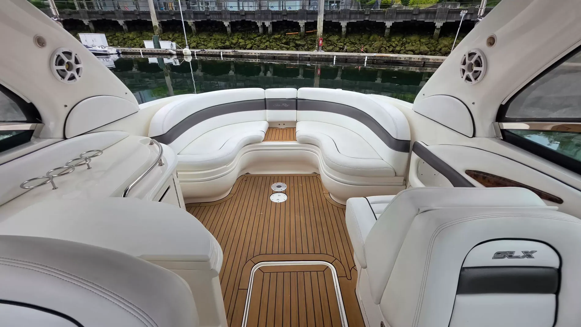 Pre-Owned 2007 Sea ray 290 Sun Sport for Sale | Vancouver, BC | M&P Yacht Centre | 6a643048ce4a07ec2e0e8507