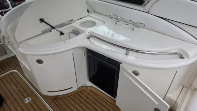 Pre-Owned 2007 Sea ray 290 Sun Sport for Sale | Vancouver, BC | M&P Yacht Centre | 6a643048ce4a07ec2e0e8507