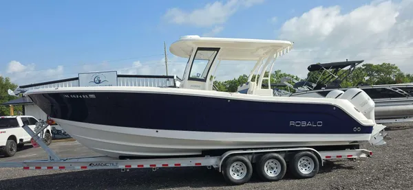 2018 Robalo R302