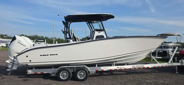 2027 Cape horn 28XS SQUALL