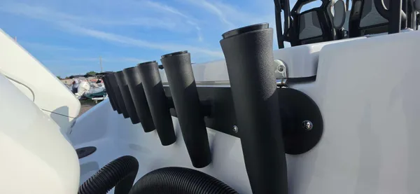 2027 Cape horn 28XS SQUALL
