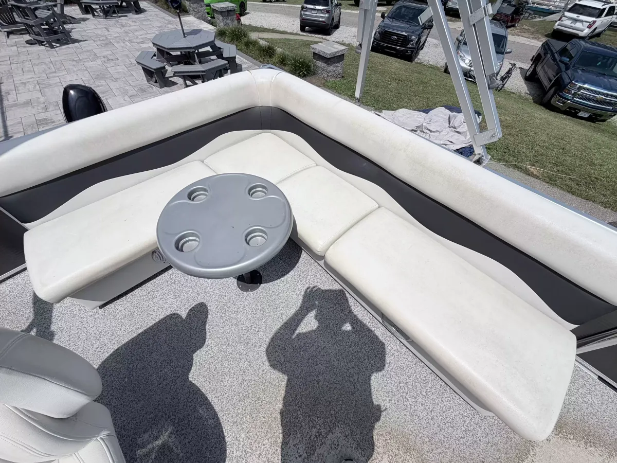 dummy-boat-img