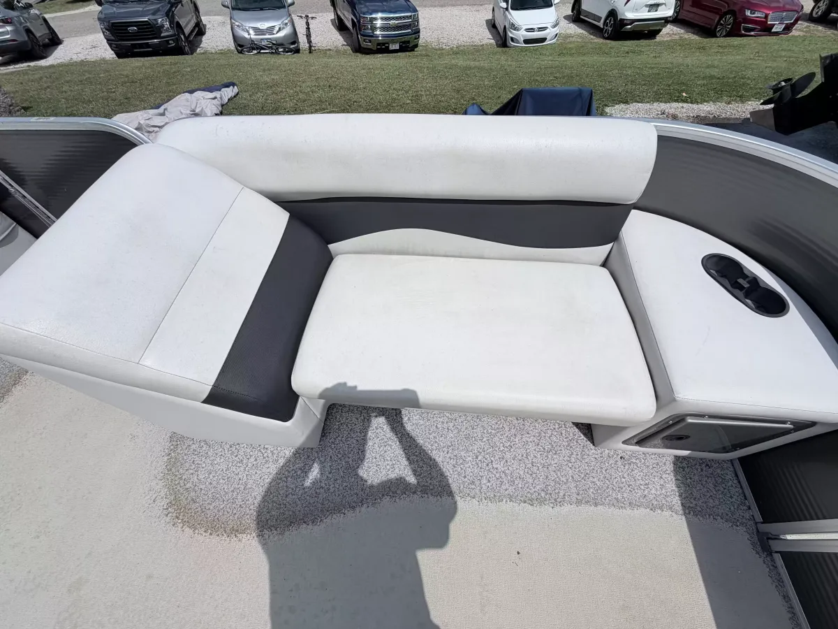 dummy-boat-img