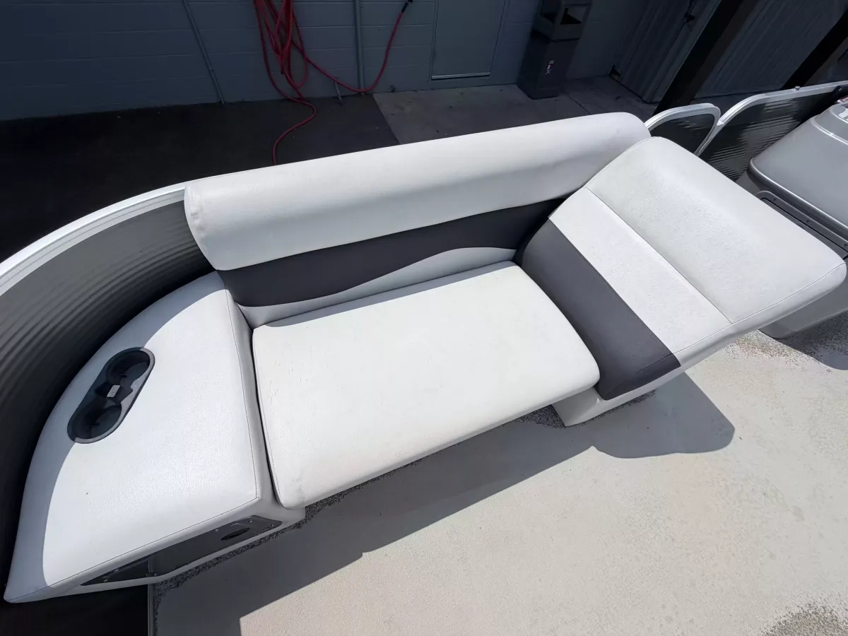 dummy-boat-img