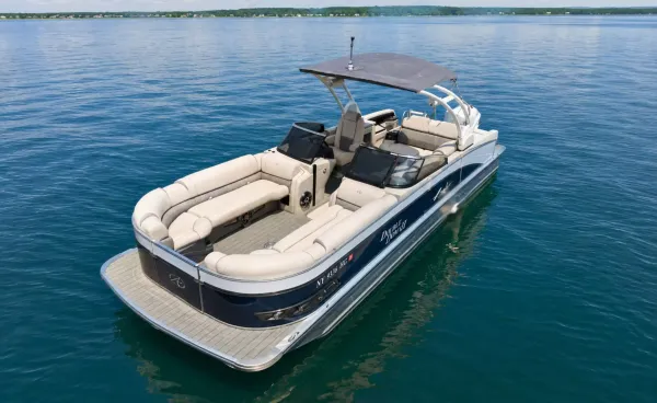 2022 Avalon CATALINA VERSATILE REAR BENCH WINDSHIELD 2785 detail image 4
