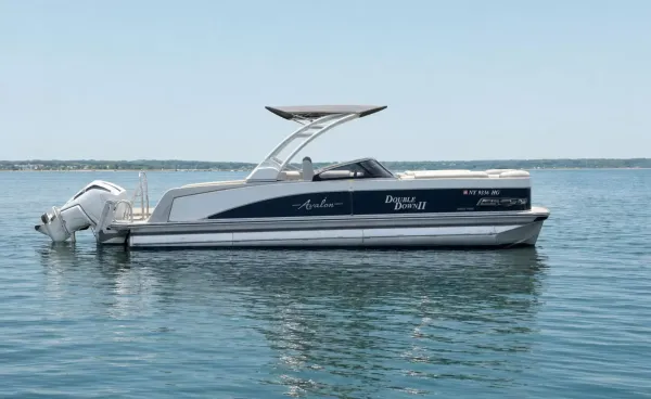 2022 Avalon CATALINA VERSATILE REAR BENCH WINDSHIELD 2785 detail image 1