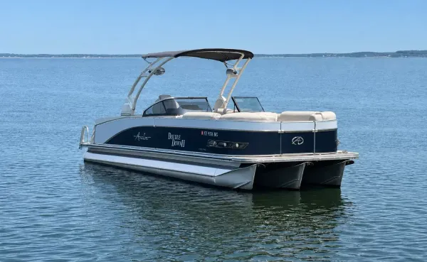 2022 Avalon CATALINA VERSATILE REAR BENCH WINDSHIELD 2785 detail image 0