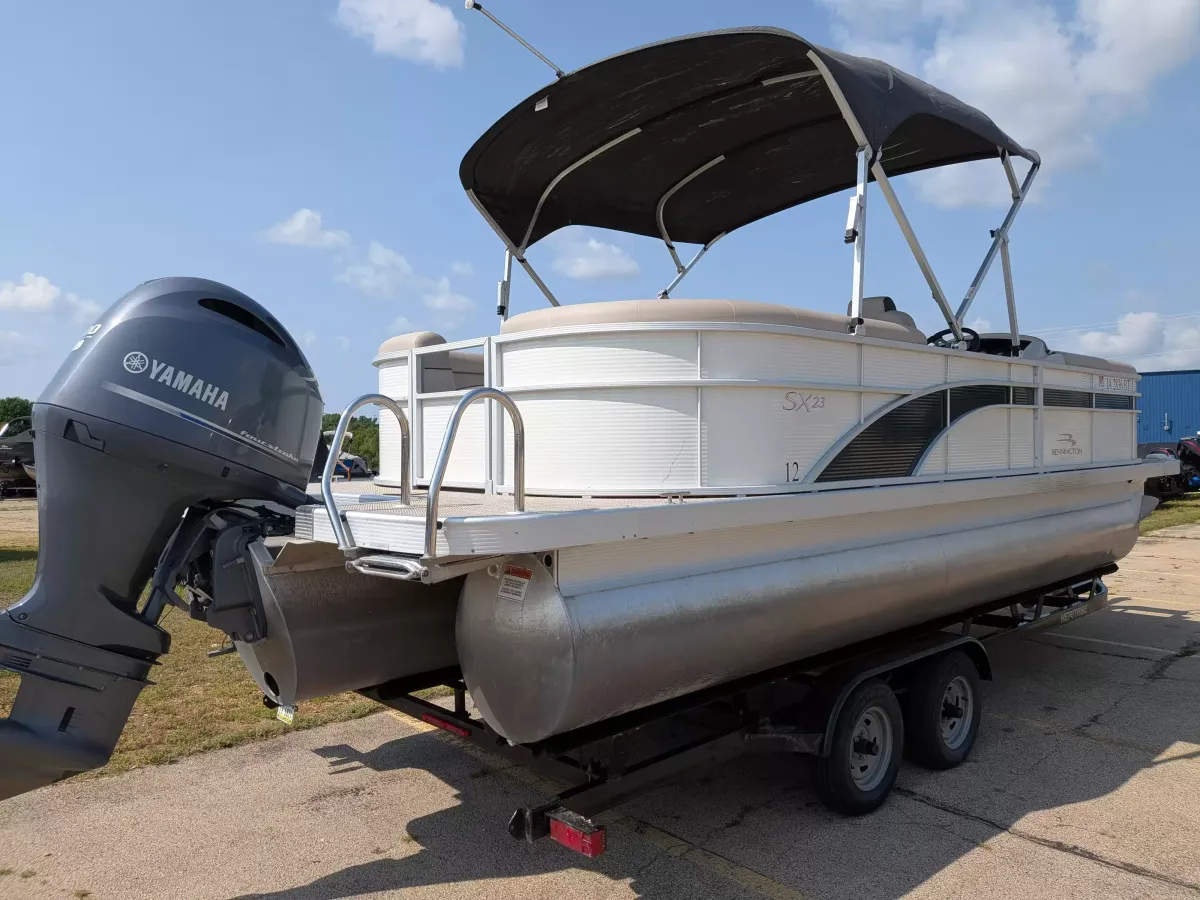 boat-carouselImage-image