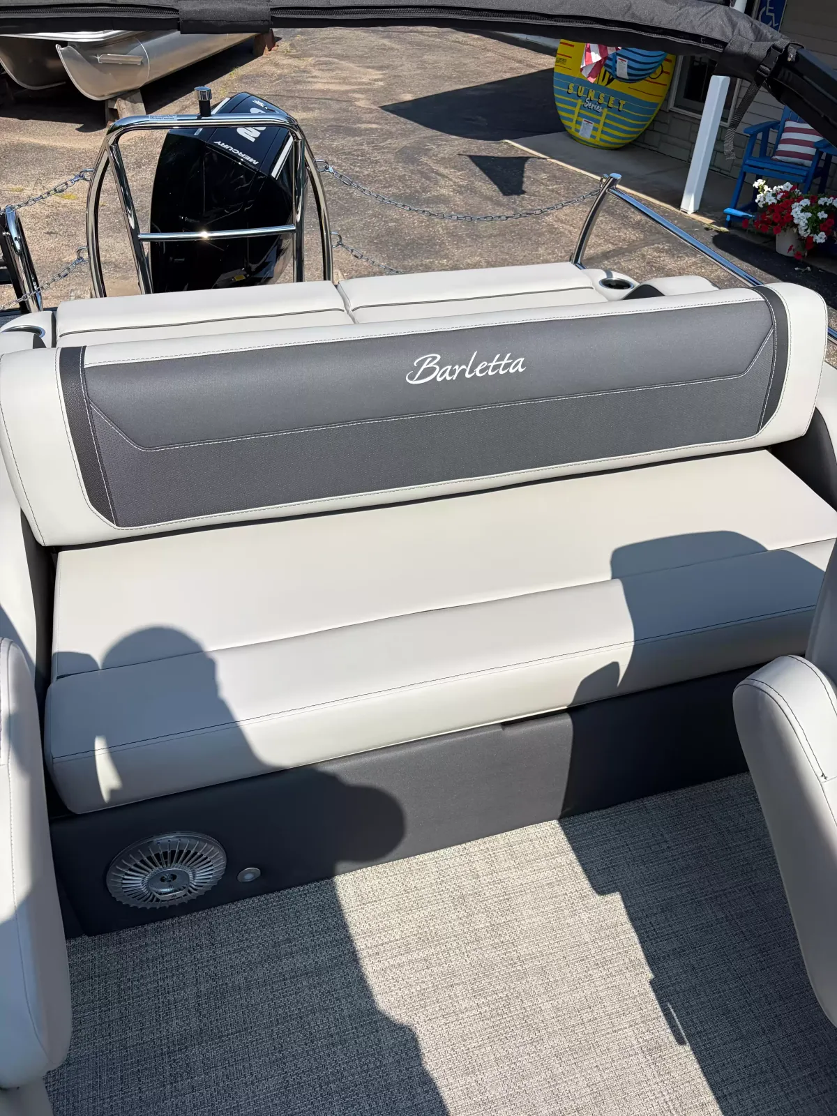 boat-carouselImage-image
