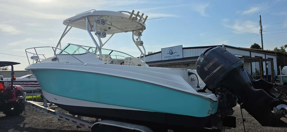2008 Wellcraft 252 W.A.