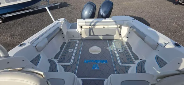 2008 Wellcraft 252 W.A.