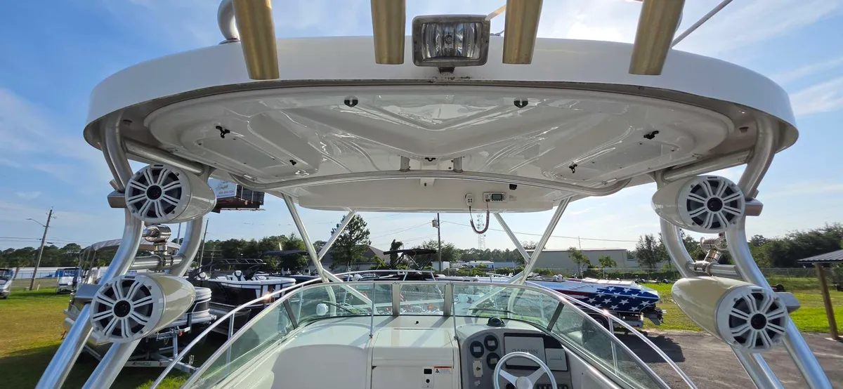 2008 Wellcraft 252 W.A.