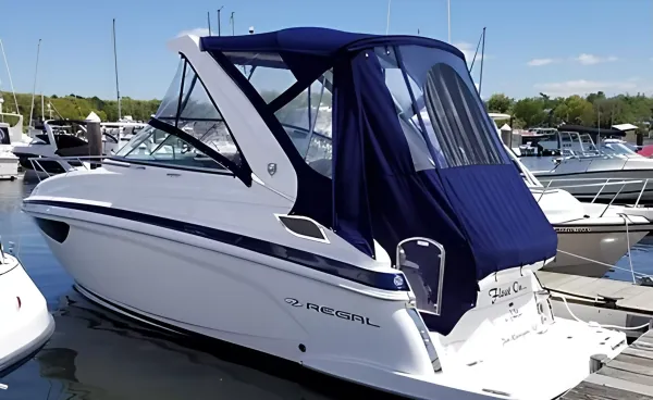 2018 Regal 28 EXPRESS detail image 0
