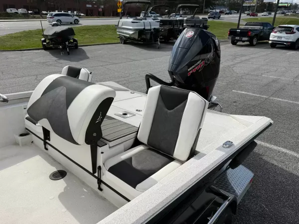 boat-detail-slider-thumb-2