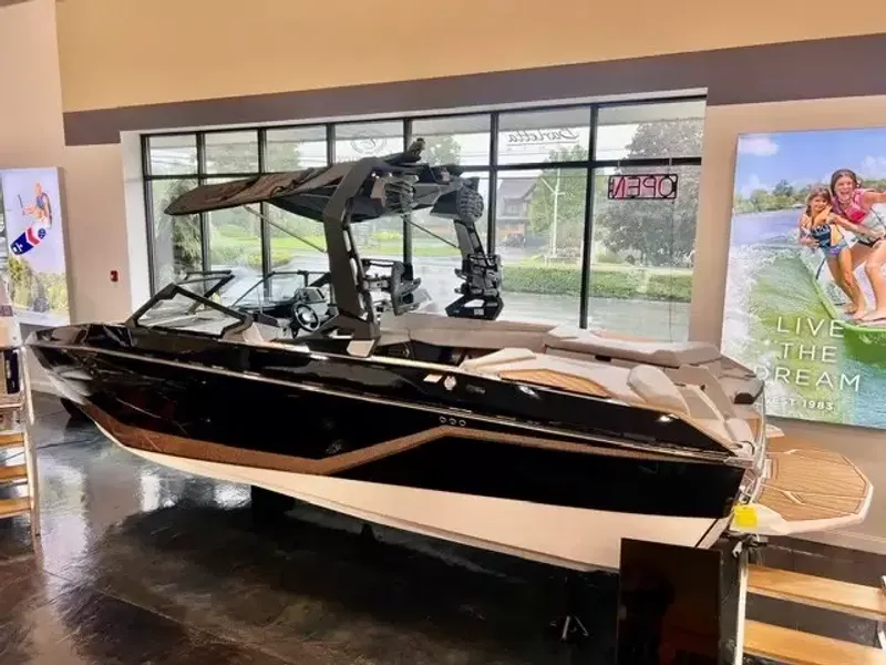 2027 Nautique G230 Boat