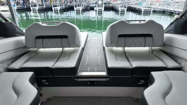 2027 Regal LS6 Surf-41
