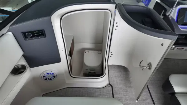 2027 Regal LS6 Surf-29
