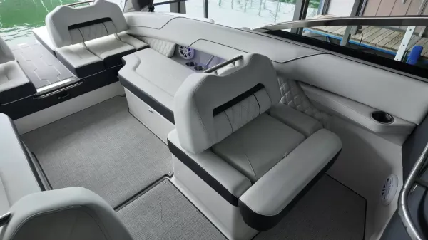 2027 Regal LS6 Surf-32